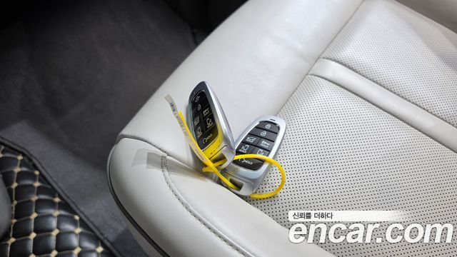 Hyundai Staria 2022 — photo 21