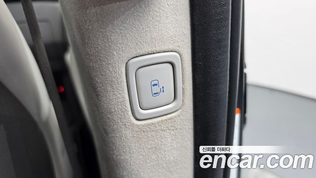 Hyundai Staria 2022 — photo 24