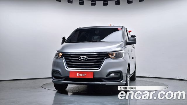 Hyundai Starex 2021 — photo 3
