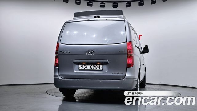 Hyundai Starex 2021 — photo 4