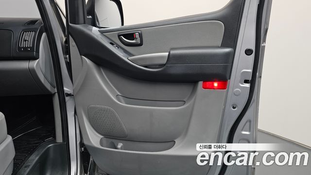Hyundai Starex 2021 — photo 14