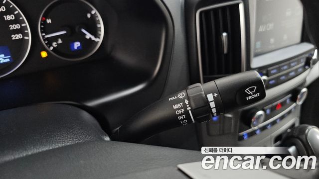Hyundai Starex 2021 — photo 27