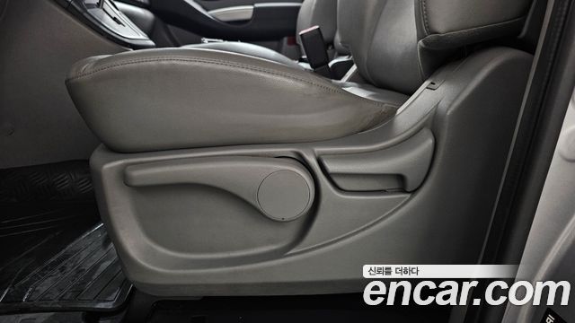 Hyundai Starex 2021 — photo 30