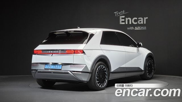 Hyundai Ioniq5 2023 — photo 2