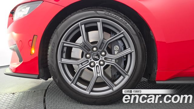 Ford Mustang 2024 — photo 5