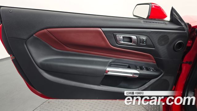 Ford Mustang 2024 — photo 14