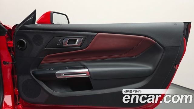 Ford Mustang 2024 — photo 15