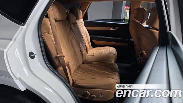 Genesis GV80 2023 — photo 18