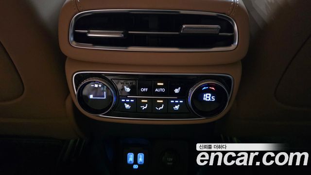 Genesis GV80 2023 — photo 24