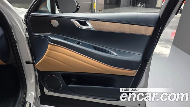 Genesis GV80 2023 — photo 15