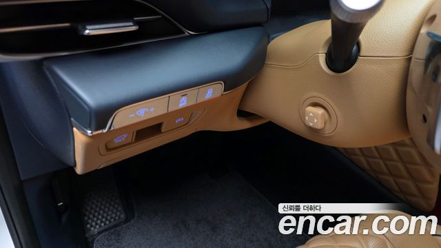 Genesis GV80 2023 — photo 32
