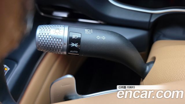 Genesis GV80 2023 — photo 34