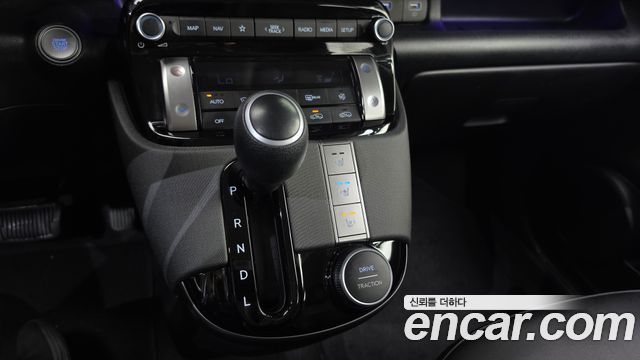 Hyundai Casper 2023 — photo 12