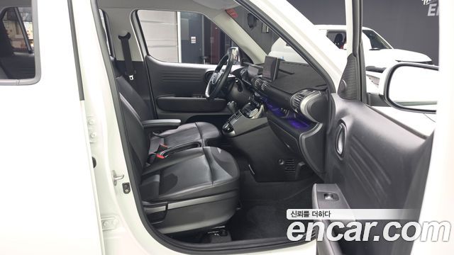 Hyundai Casper 2023 — photo 17