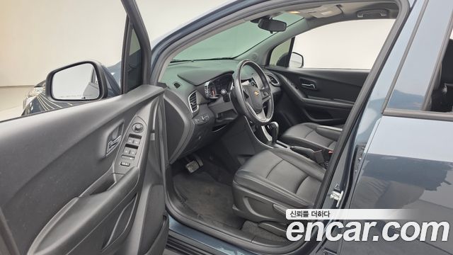 Chevrolet Korea Trax 2021 — photo 10