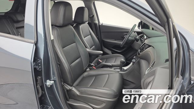 Chevrolet Korea Trax 2021 — photo 11