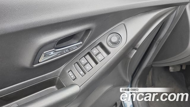 Chevrolet Korea Trax 2021 — photo 17