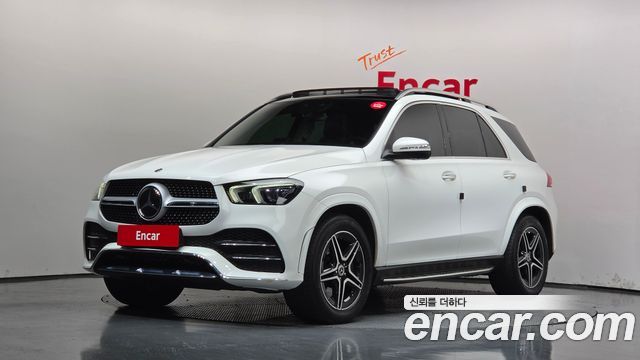 Mercedes-Benz GLE-Class 2020 — photo 1