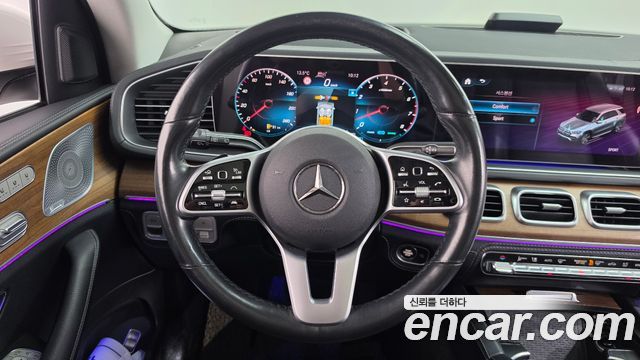 Mercedes-Benz GLE-Class 2020 — photo 19