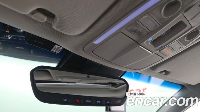 Genesis G70 2019 — photo 25