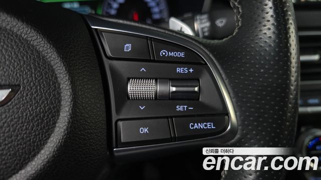 Genesis G70 2019 — photo 32