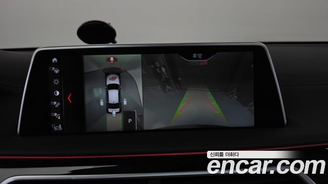 BMW 7-Series 2016 — photo 14