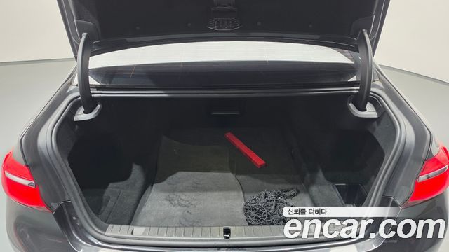 BMW 7-Series 2016 — photo 20