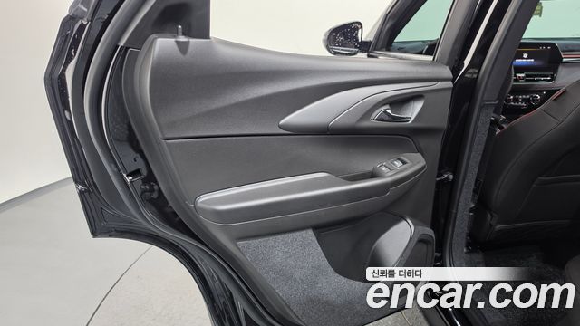 Chevrolet Korea Trailblazer 2025 — photo 15