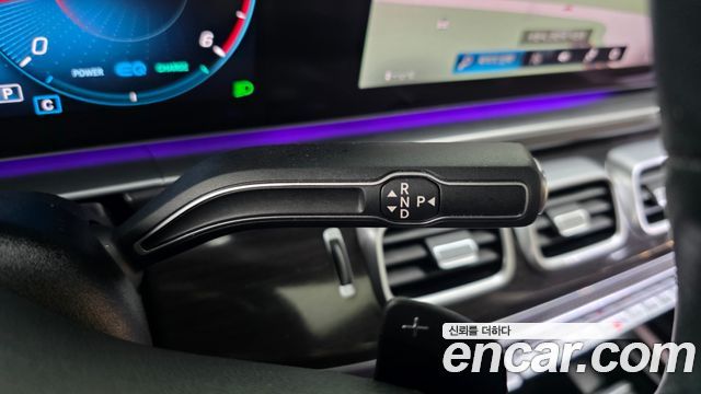 Mercedes-Benz GLE-Class 2022 — photo 12