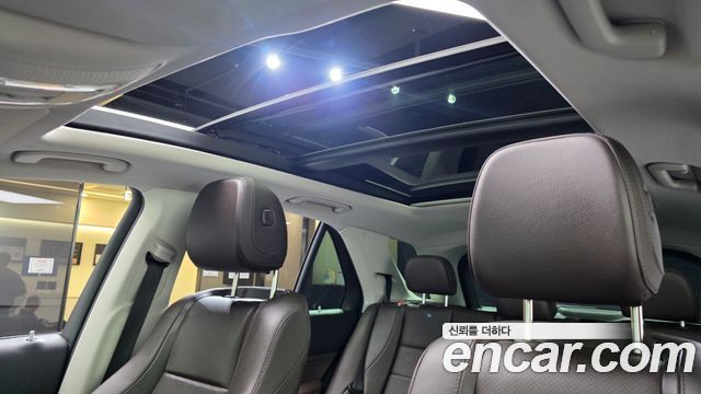Mercedes-Benz GLE-Class 2022 — photo 24