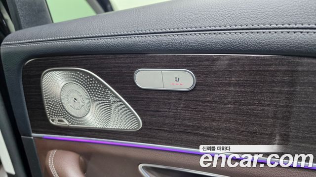 Mercedes-Benz GLE-Class 2022 — photo 25