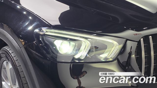 Mercedes-Benz GLE-Class 2022 — photo 8