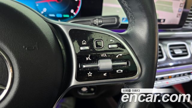 Mercedes-Benz GLE-Class 2022 — photo 33