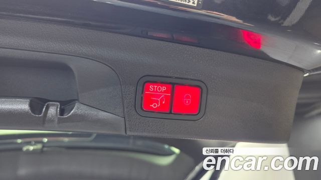 Mercedes-Benz GLE-Class 2022 — photo 36