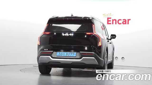 Kia EV9 2024 — photo 4