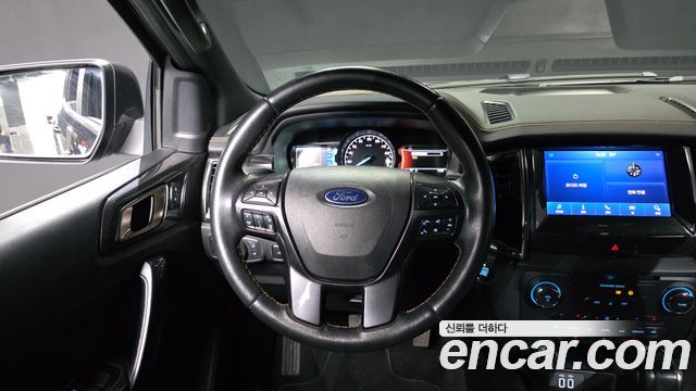Ford Ranger 2022 — photo 19