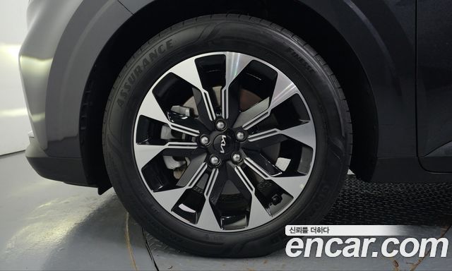 Kia Canival 2023 — photo 5