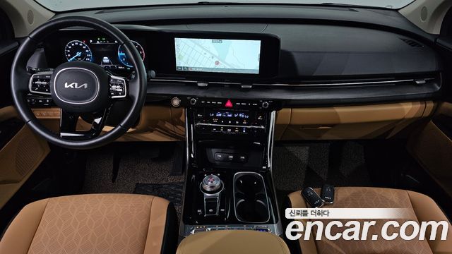 Kia Canival 2023 — photo 10