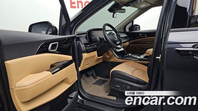 Kia Canival 2023 — photo 13