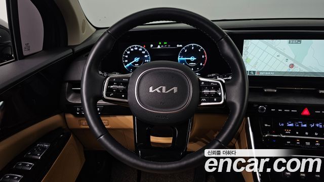 Kia Canival 2023 — photo 20