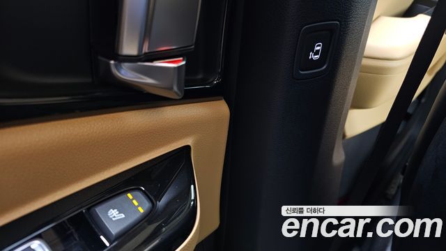 Kia Canival 2023 — photo 29