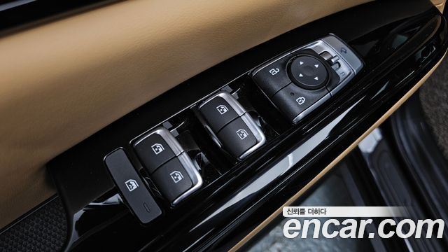 Kia Canival 2023 — photo 30