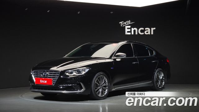 Hyundai Grandeur 2018 — photo 1