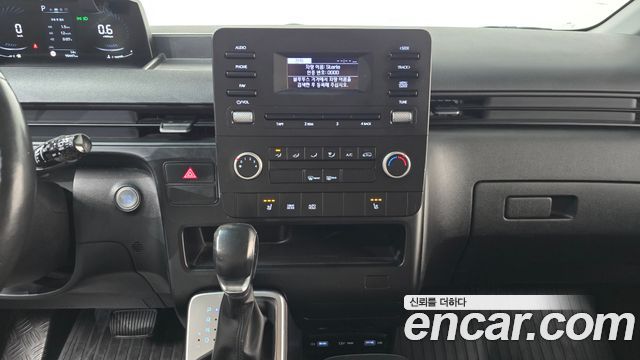 Hyundai Staria 2022 — photo 19