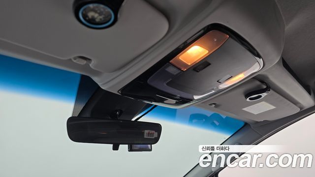 Hyundai Staria 2022 — photo 20