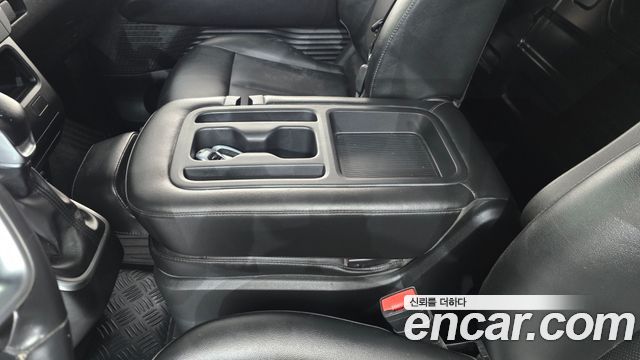 Hyundai Staria 2022 — photo 25