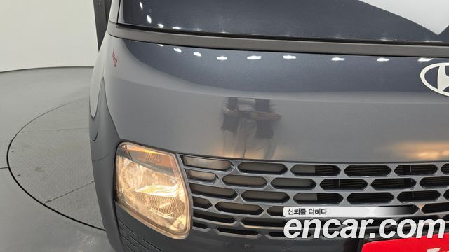 Hyundai Staria 2022 — photo 8