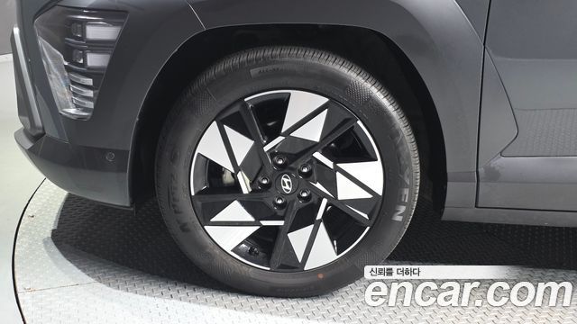 Hyundai Kona 2023 — photo 5