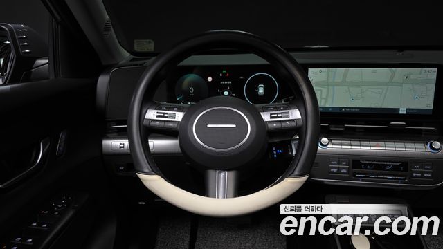 Hyundai Kona 2023 — photo 13