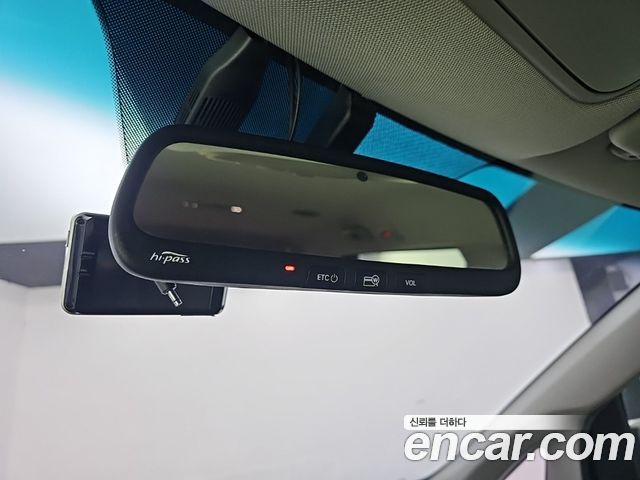 Kia Canival 2017 — photo 16